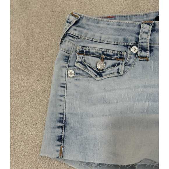 True Religion Joey Big T Short Raw Hem Low Rise Distressed Denim Women's Size 26 - Picture 4 of 11